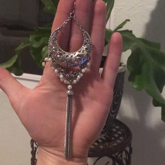 Beautiful earrings - Picture 2 of 2